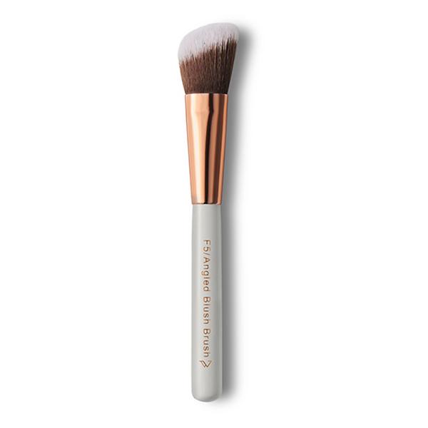 Netmeds | Pigment Play Angled Blush Brush 1's