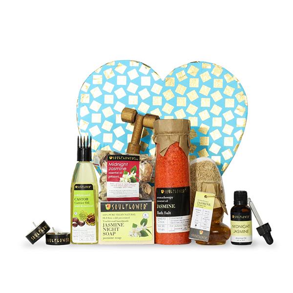 Netmeds | Soulflower Heart Bath Set With Jasmine 1500 gm