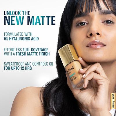 Lakme 9To5 Hya Matte Foundation + Hyaluronic Acid Cool Tan 25 ml - Foundation