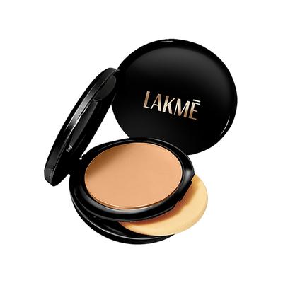 Lakme Xtraordin-airy Compact, 2 In 1 Compact + Foundation, Lightweight, SPF17, 05 Beige Honey, 9 gm - Compact Powder