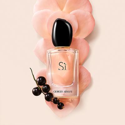 Giorgio Armani Si EDP spray 50 ml - Women Perfumes (Edt/Edp)