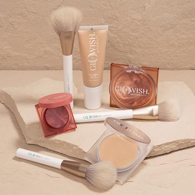 Huda Beauty Glowish Luminous Pressed Powder 01 Fair 10 gm - Loose Powder
