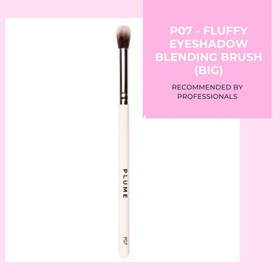 Plume P07 Fluffy Eyeshadow Blending Brush Big 1's - Eye Brush