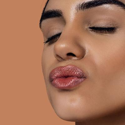 Blue Heaven Lush & Juicy Lip Wand Gloss, Mauve Tint 4.5ml - Lipstick Primers & Plumpers