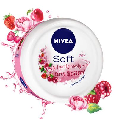 Nivea Soft Light Moisturiser - Berry Blossom 50 ml - Lotions & Creams
