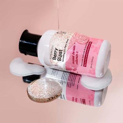 Skin Fx Superfood Berry Blast Refreshing Gel Face Wash 100 ml - Scrubs & Exfoliants