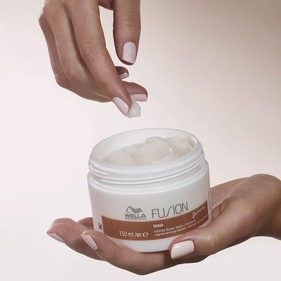 Wella Professionals Fusion Intense Repair Mask 150 ml - Hair Masks & Packs