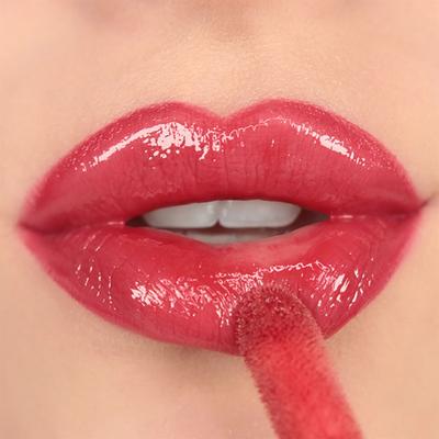 Makeup Revolution Pout Bomb Plumping Gloss Juicy Red 4.6ml - Lip Glosses
